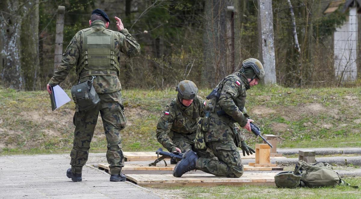 Polacy niechętni szkoleniom wojskowym. Nowy sondaż nie pozostawia wątpliwości