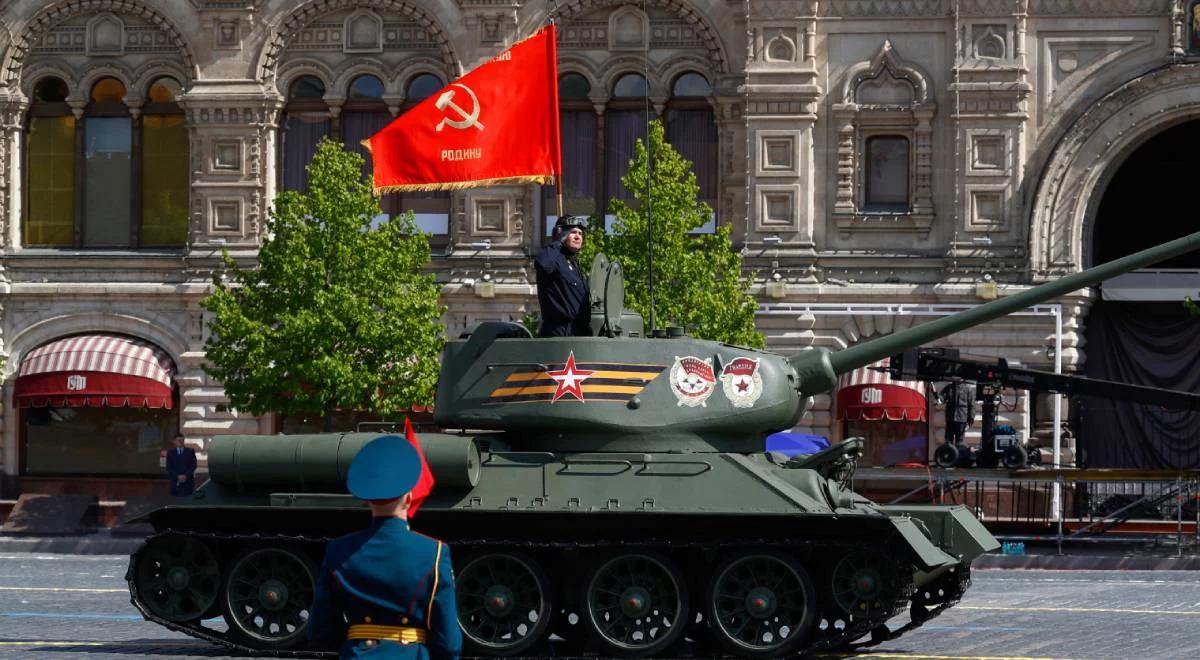 Dwa światy, dwie pamięci historyczne. O obchodach zakończenia II wojny światowej