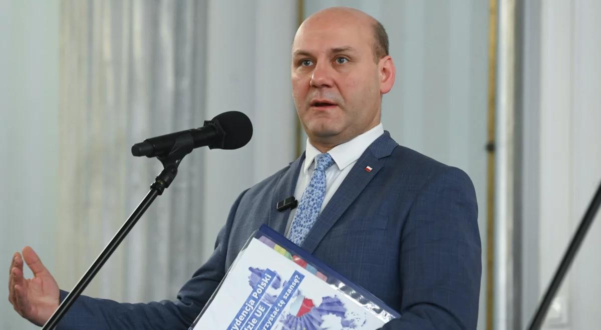 Traktat polsko-francuski. Szynkowski vel Sęk: takie porozumienia miały znaczenie w latach 90.