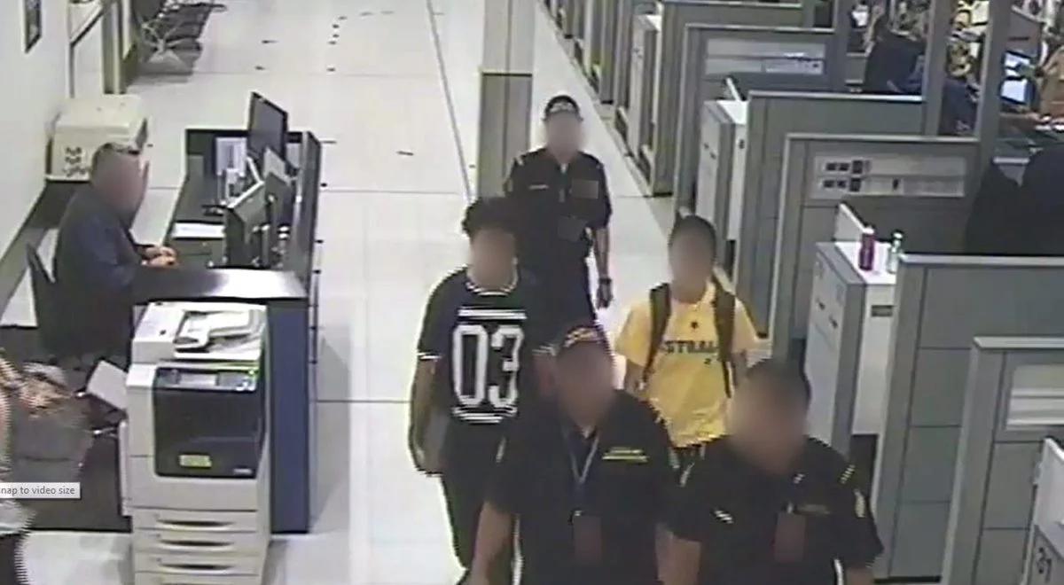 Dwaj nieletni zatrzymani na lotnisku w Sydney. Chcieli walczyć dla Państwa Islamskiego