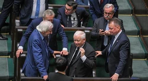 PiS z Jarosławem Kaczyńskim u ...