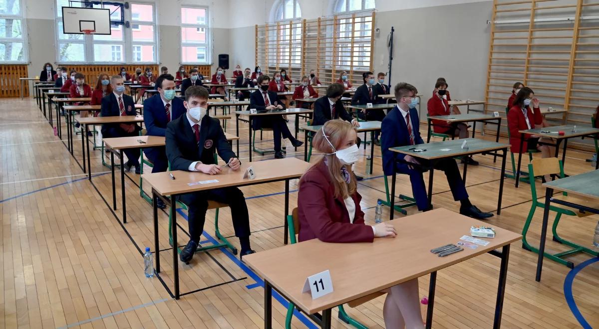 Matura 2021 z języka angielskiego, historii sztuki i muzyki. Arkusze CKE