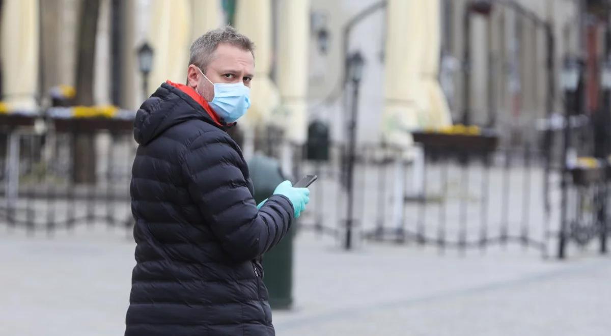 Podejrzane e-maile i SMS-y. MZ ostrzega przed cyberatakami związanymi z akcją szczepień