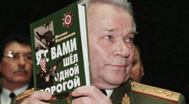 W rosyjskim Iżewsku pożegnają zmarłego Kałasznikowa