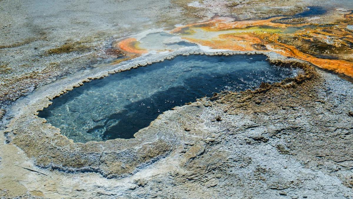 USA: NASA pracuje nad schłodzeniem superwulkanu pod parkiem Yellowstone