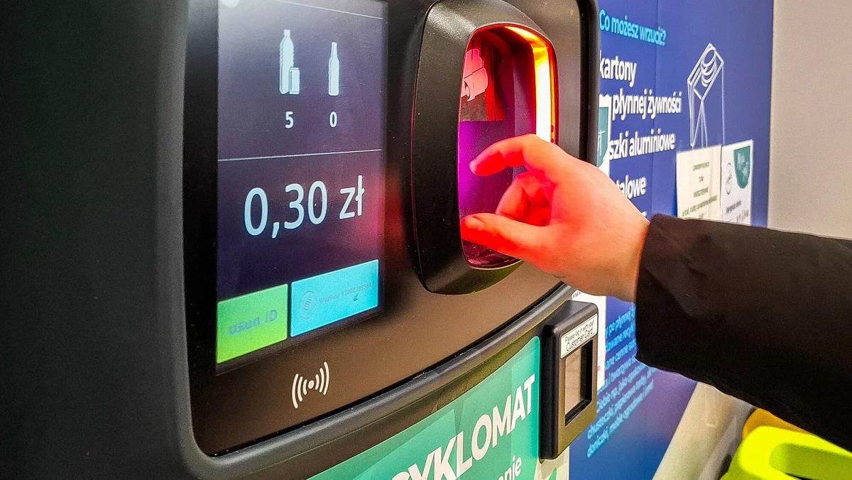 Nieodebrane kaucje to miliard zł w rok. Kto zgarnie te pieniądze?