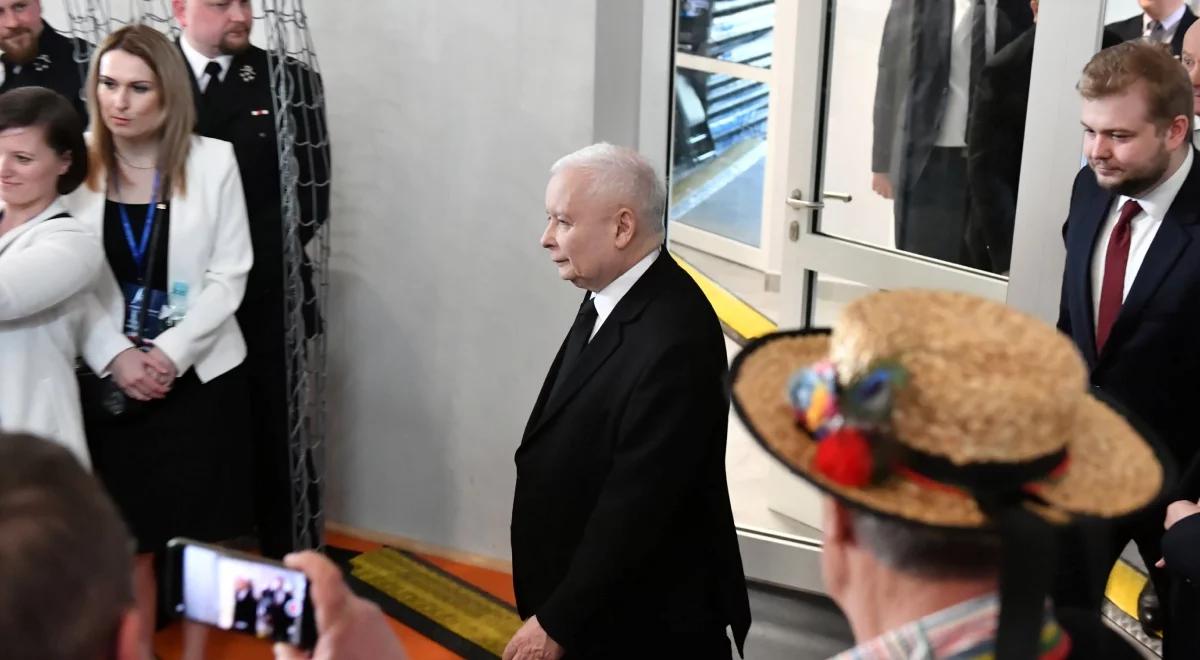 "W 2015 roku rozpoczęła się zmiana ustroju Polski". Jarosław Kaczyński w Janowie Lubelskim