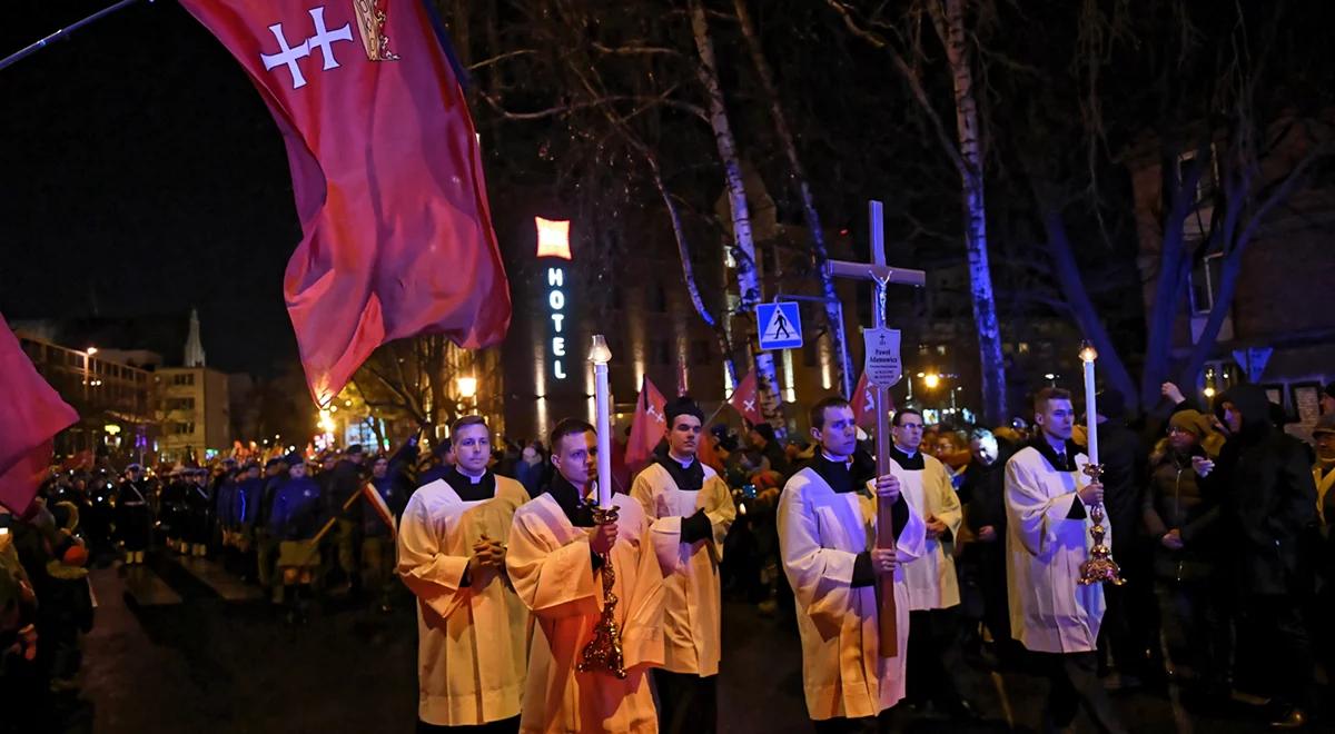 Ks. prof. Henryk Skorowski: spotykamy się w pojęciu godności człowieka
