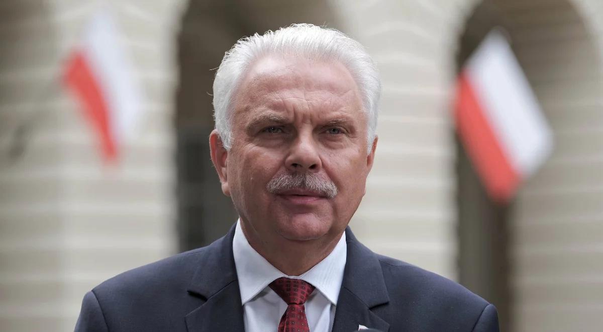 Wiceszef MZ: w tym tygodniu seniorzy poznają szczegóły dot. szczepienia trzecią dawką