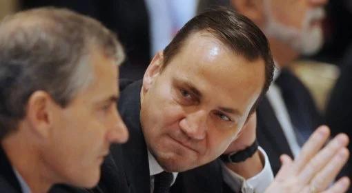 Sikorski: wrak tupolewa trafi do Polski