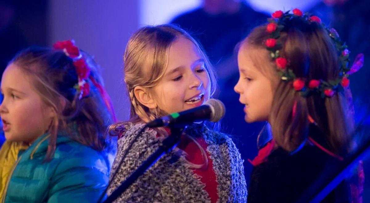 "Rockolędy", czyli pasja interpretowania znanych utworów na nowo