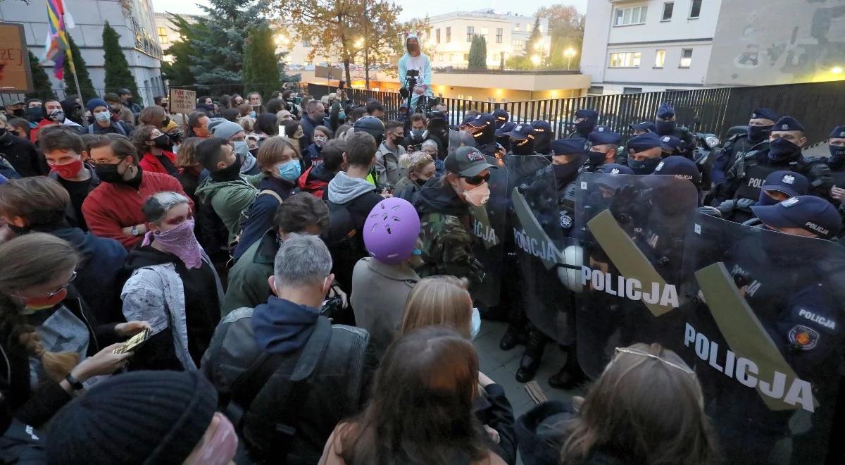 "Sprawę można rozwiązać na szczeblu politycznym". Pietryga o protestach po decyzji TK