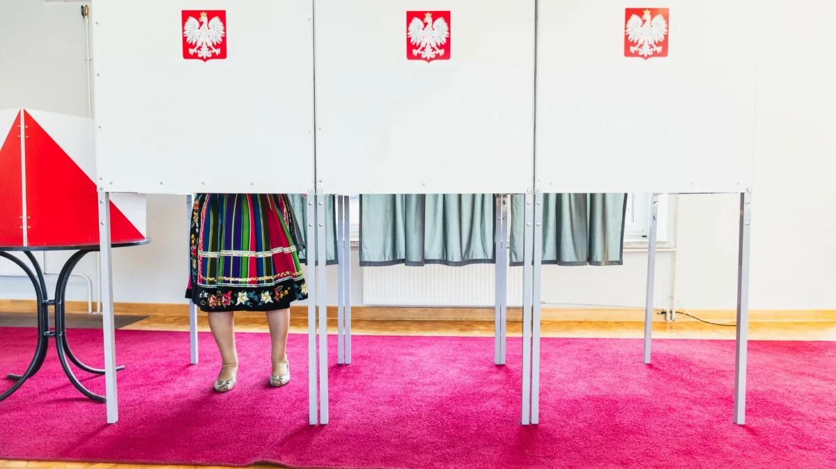 Wyniki wyborów 2025. Kto wygrał na wsi, a kto w mieście?