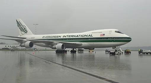 Jumbo Jet - jeden z największych samolotów świata we Wrocławiu. Galeria zdjęć