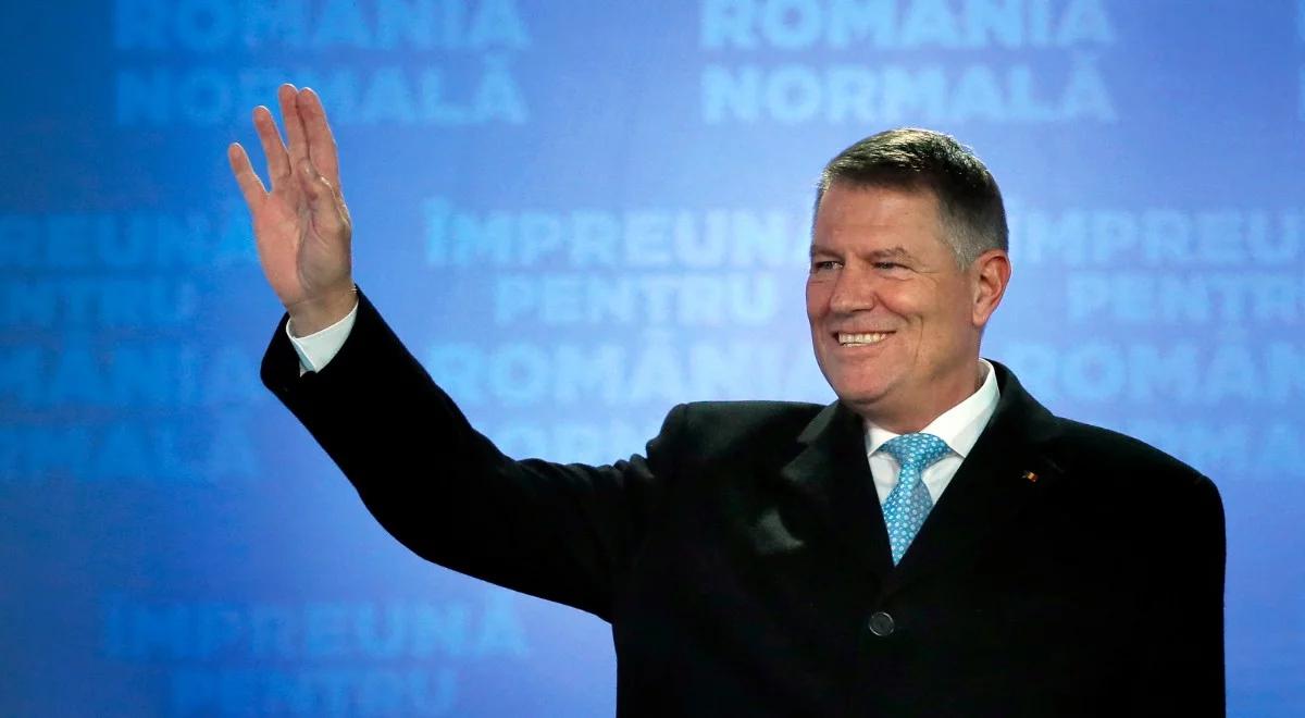 Rumunia: sondaże exit polls dają zwycięstwo obecnemu prezydentowi