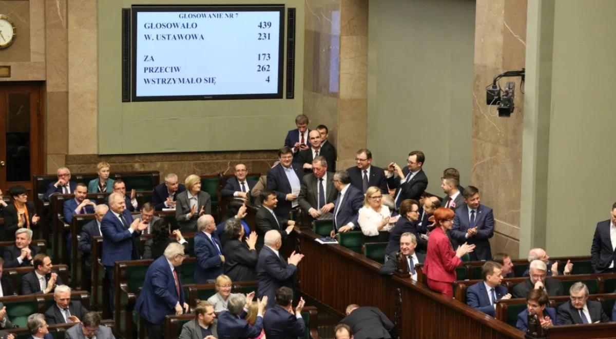 Sejm przeciw wotum nieufności dla ministra środowiska Jana Szyszki 