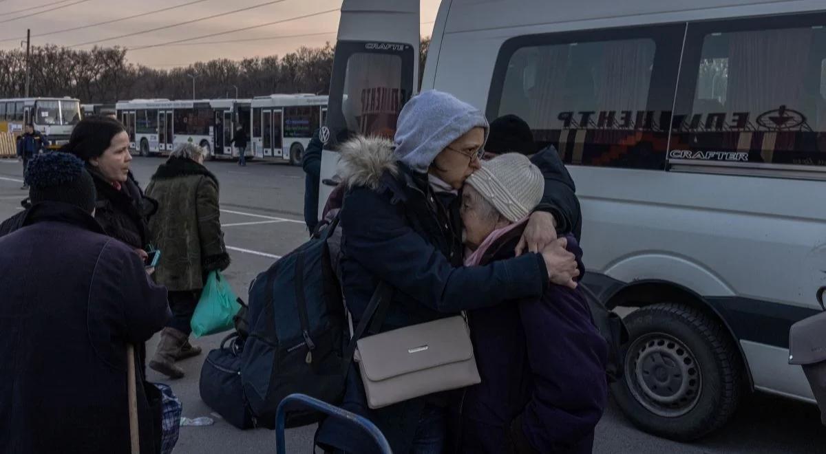 Krytyczna sytuacja w Mariupolu. Blokada pomocy humanitarnej, kilkaset tysięcy osób bez ogrzewania