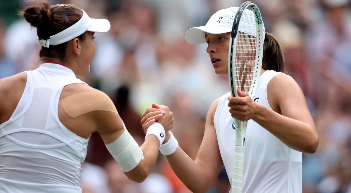 Wimbledon 2023: Świątek doceniona na świecie. Bencić poniosła "homerycką porażkę"