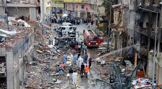 Wybuchy samochodów w Turcji. Rośnie bilans ofiar