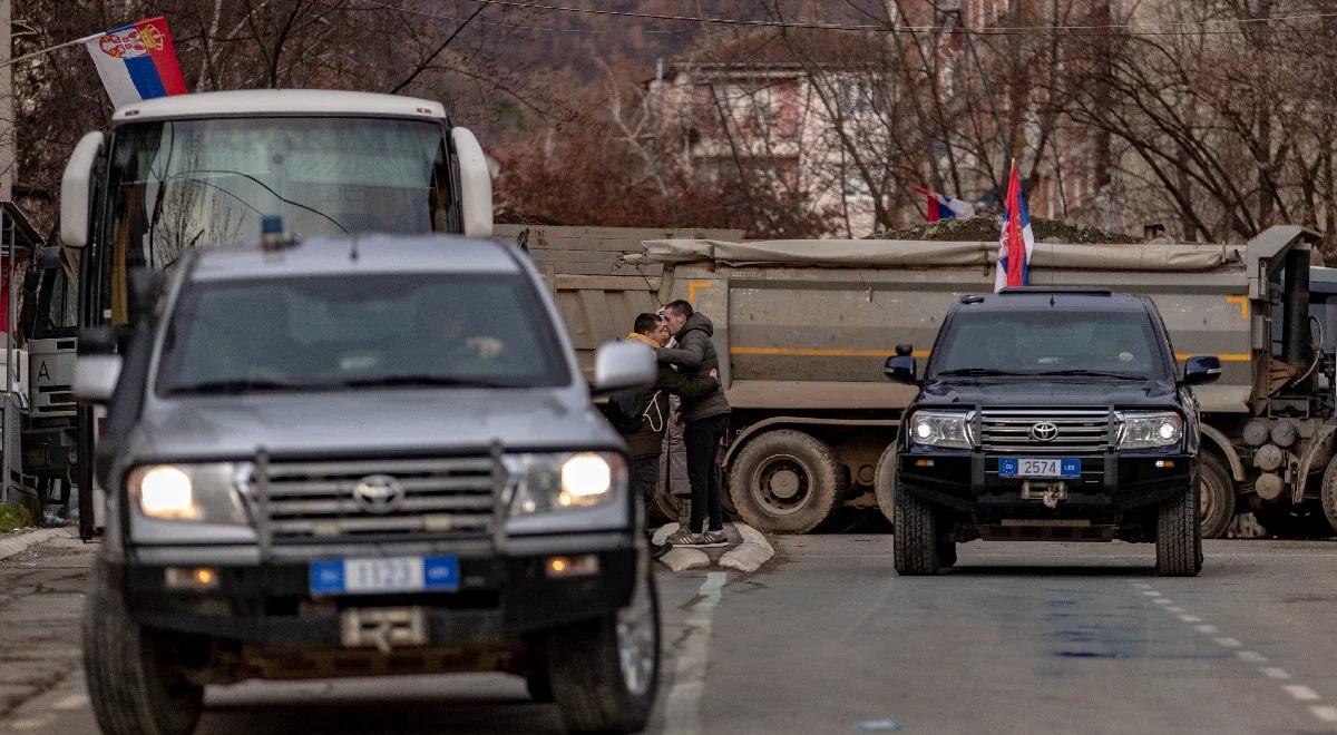 Uspokaja się sytuacja na Bałkanach? Kosowscy Serbowie mają zacząć usuwać barykady