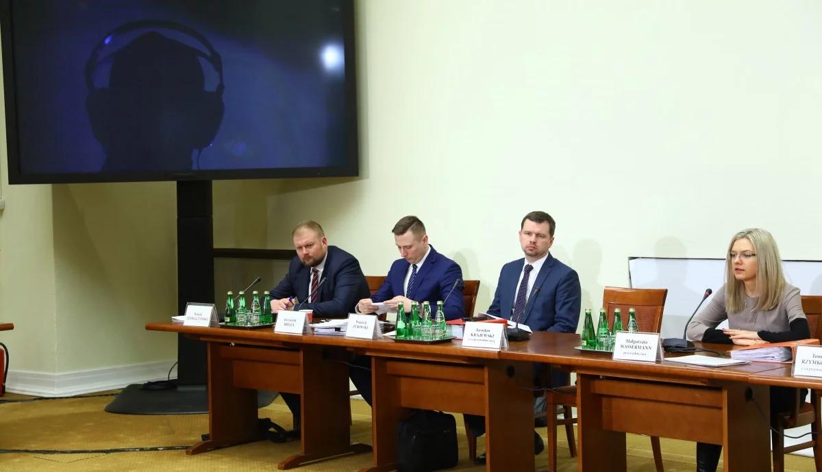 Funkcjonariusz: ABW nie sprawdziło kont bankowych osób powiązanych z Marcinem P.
