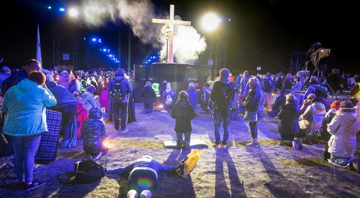 Biskup Wiesław Mering podsumowuje "Polskę pod Krzyżem": to była piękna manifestacja wiary