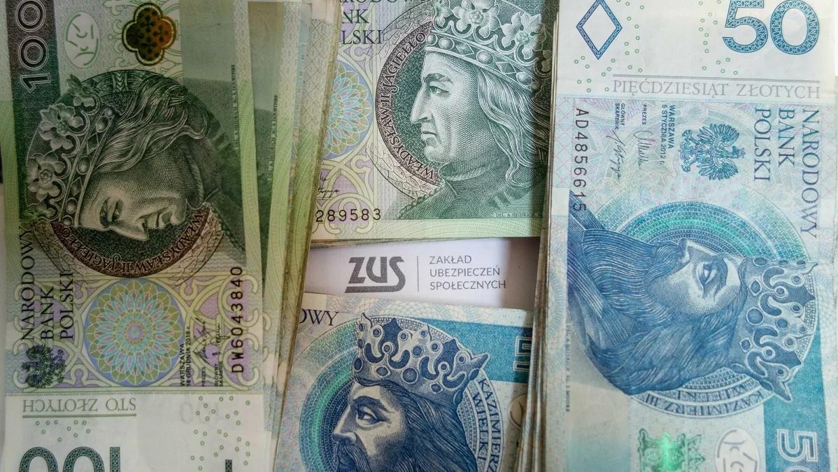 ZUS wypłacił już 1,2 mld zł jednorazowego wsparcia. Można jeszcze składać wnioski