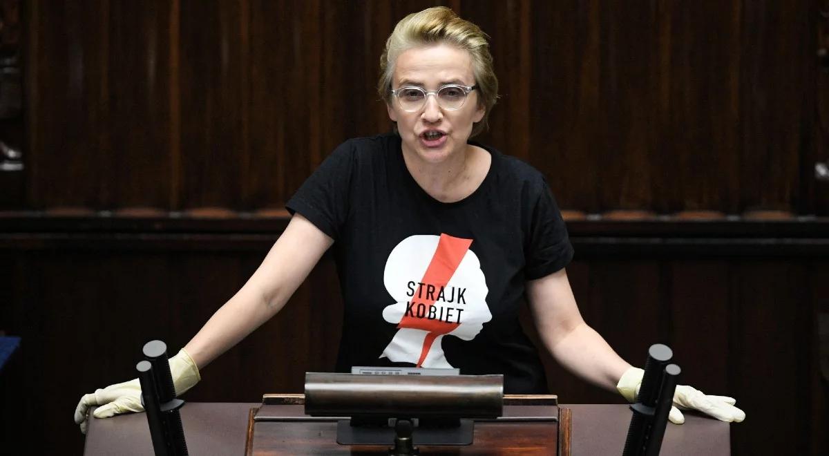 "Mam nadzieję, że nie będzie chowała się za immunitetem". Wiceminister sprawiedliwości o Scheuring-Wielgus