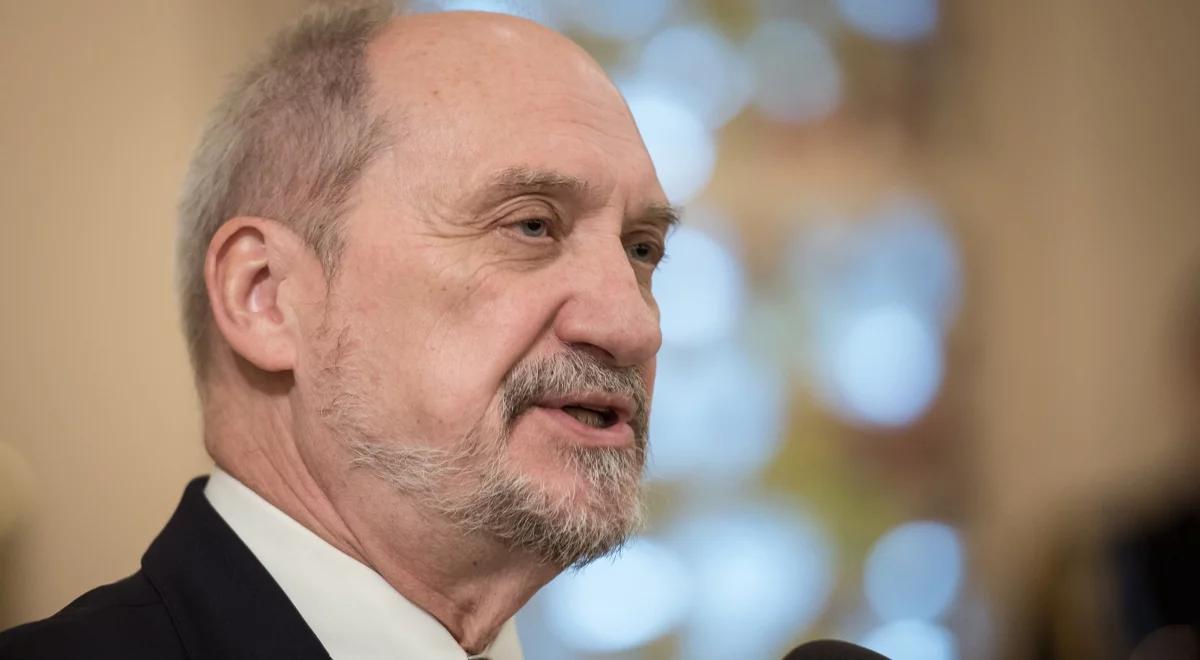 Szef MON: musimy odbudować armię, zatrzymując to, co w niej dobre