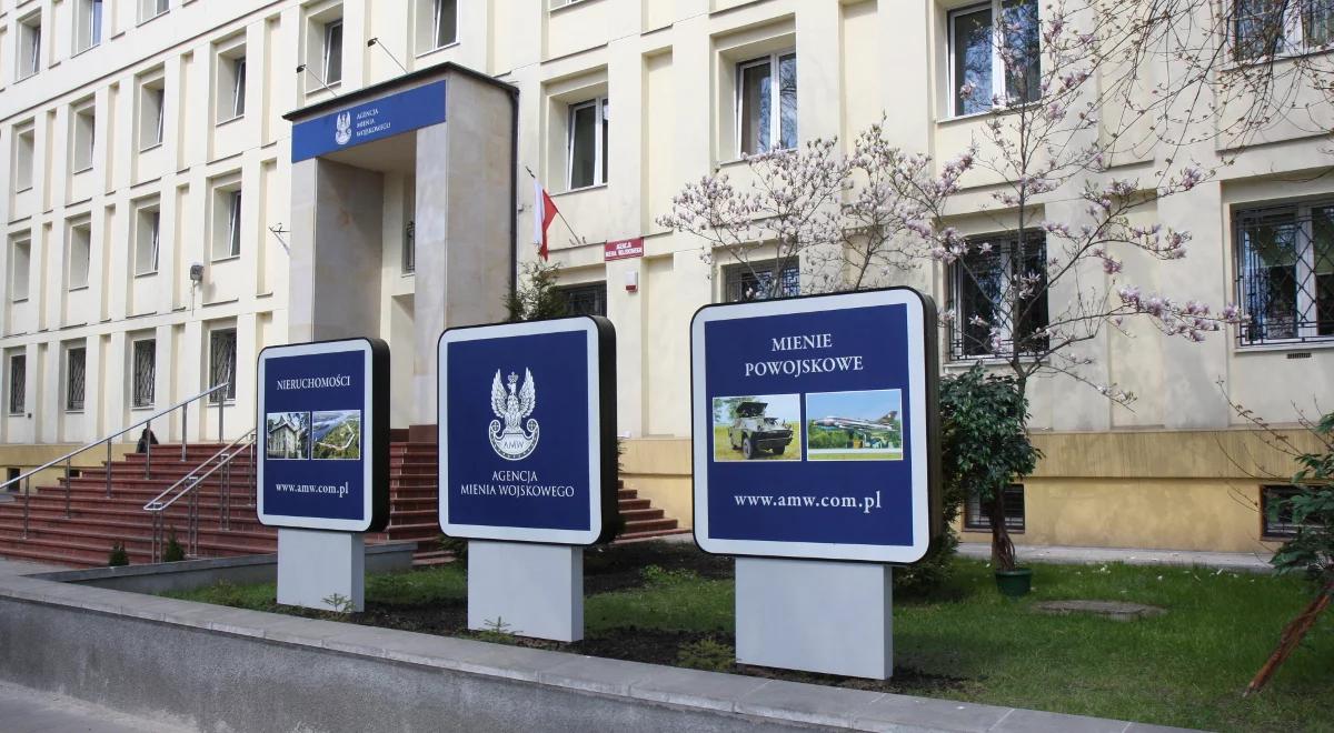  Agencji Mienia Wojskowego: wojskowe buty, mundury, płaszcze i kożuchy w sklepie internetowym 
