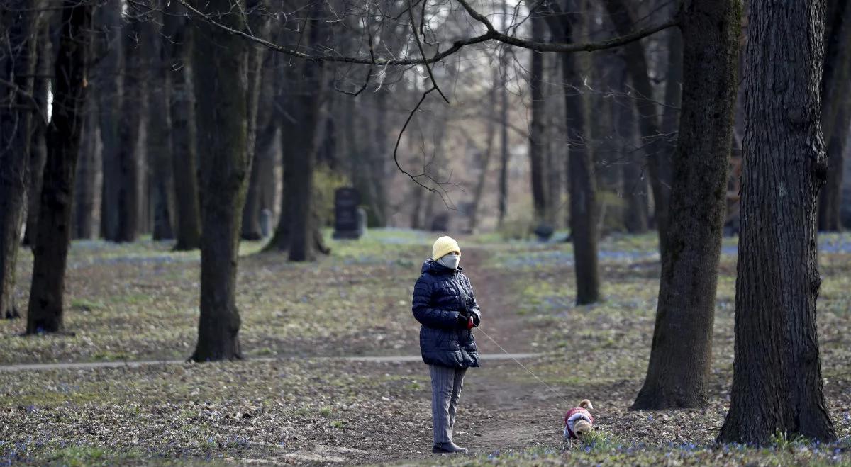 Zamknięte parki i bulwary, zmiany w handlu i usługach. Sprawdź nowe zasady bezpieczeństwa