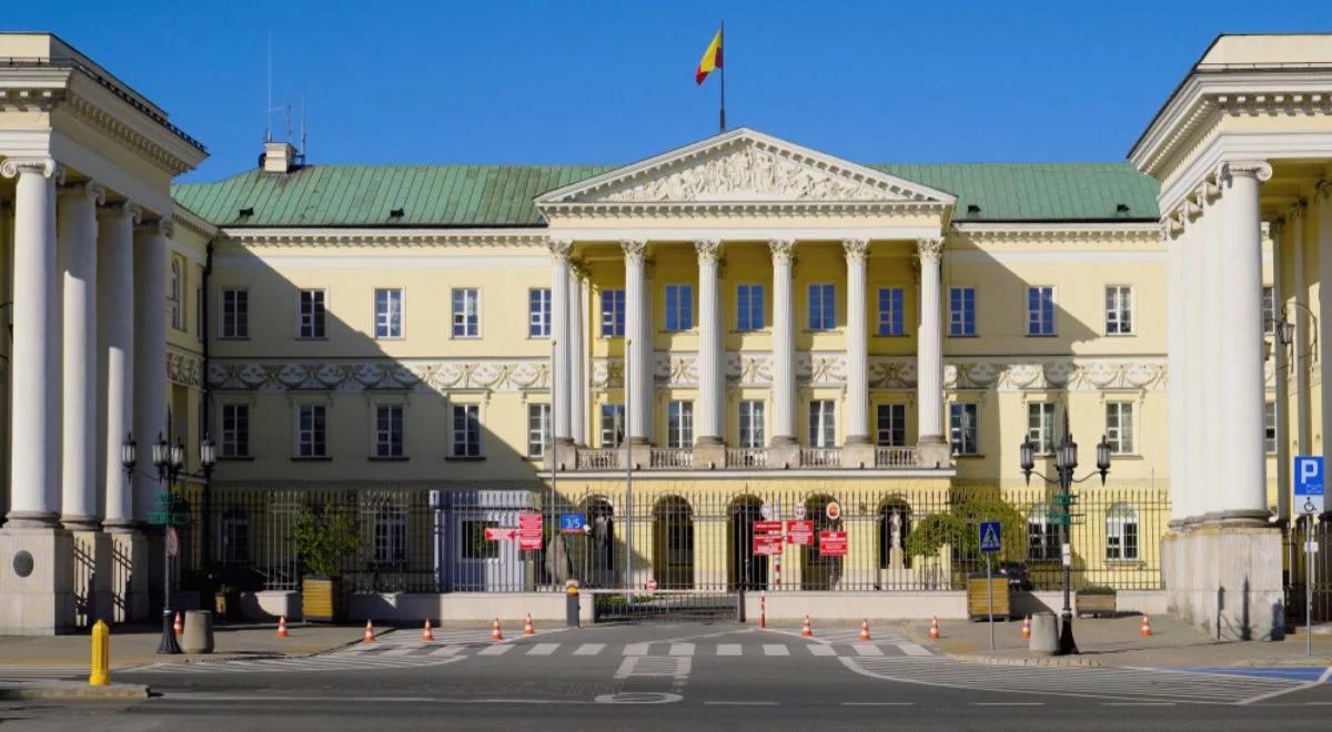 Nie tylko sekretarz Warszawy. Afery nie od dziś trawią stołeczny ratusz