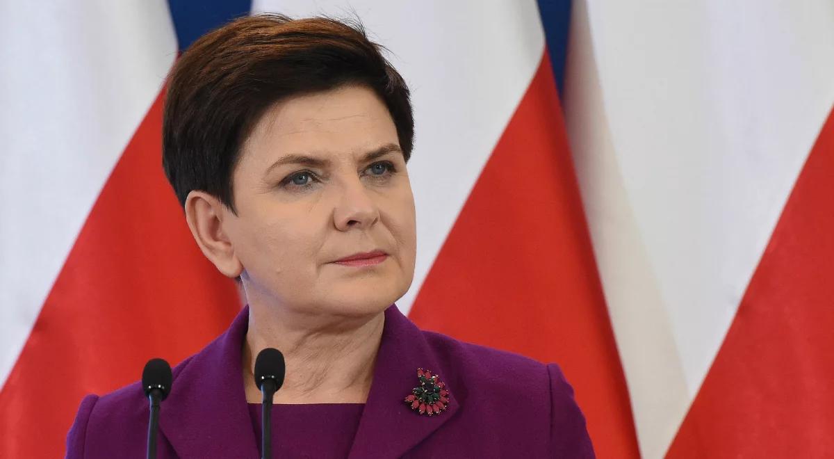 B.Szydło: zalecenia Komisji Europejskiej są bardziej polityczne niż merytoryczne. Niemniej będzie odpowiedź Polski w sprawie praworządności  