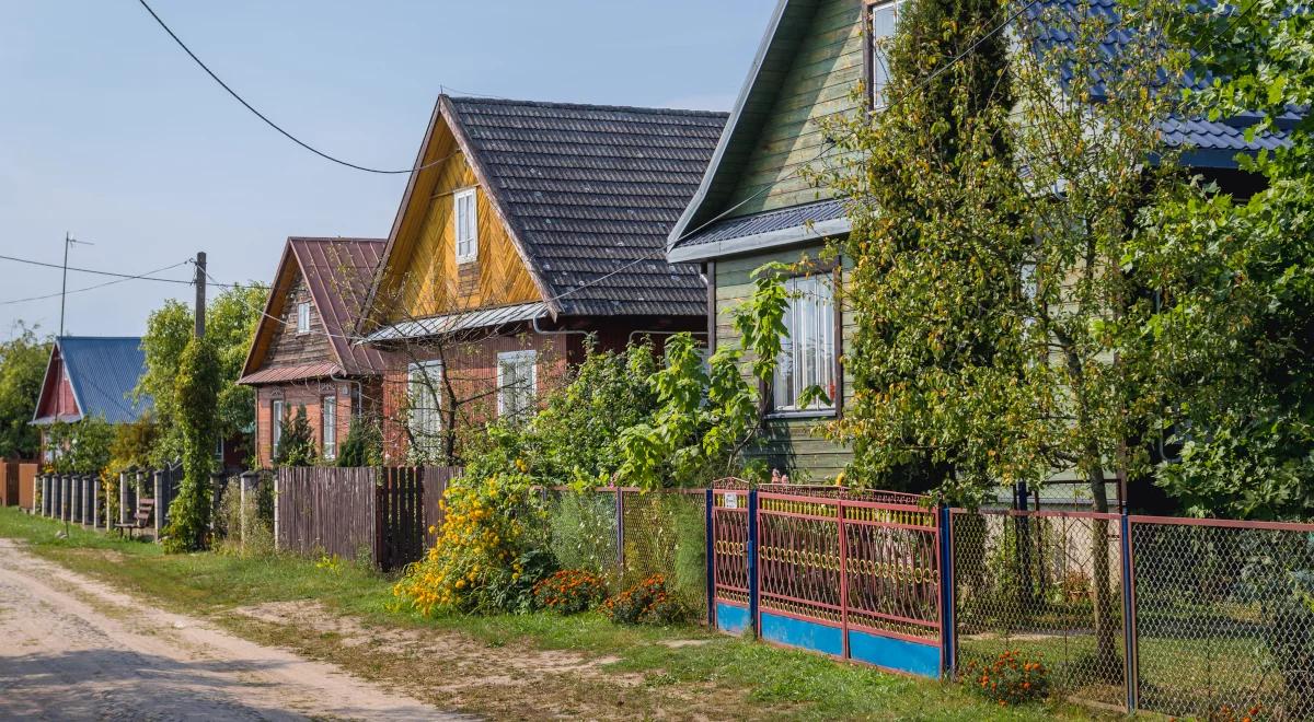 "Mikrojęzyk podlaski jest o stopień wyżej od gwar". Językoznawczyni o mowie Podlasia