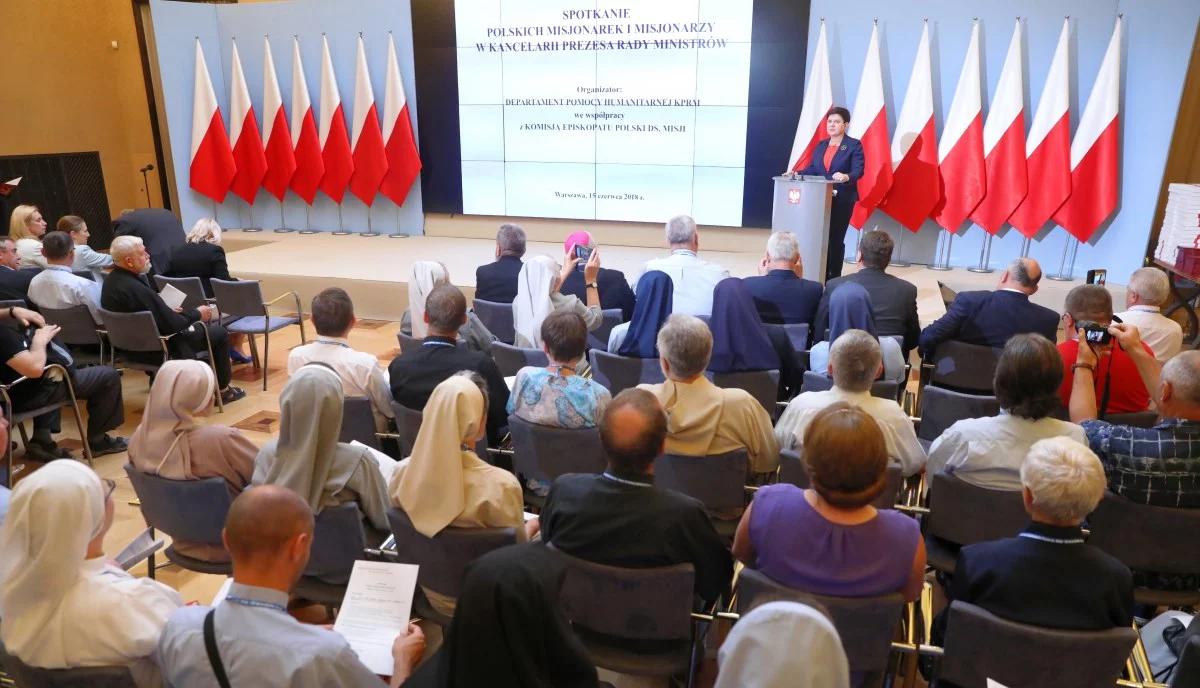 Beata Szydło do misjonarzy: czynicie dobro i jesteście ambasadorami Polski