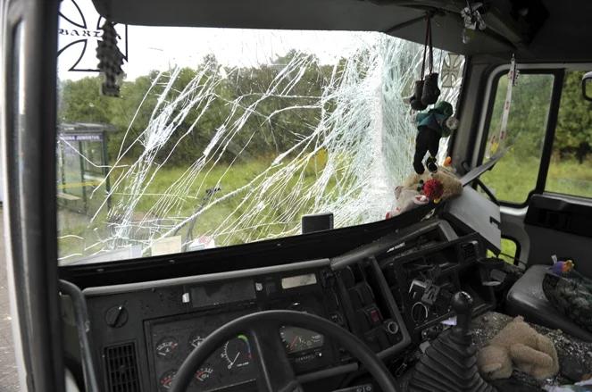 Wypadek autobusu. 11 osób rannych, w tym dziecko