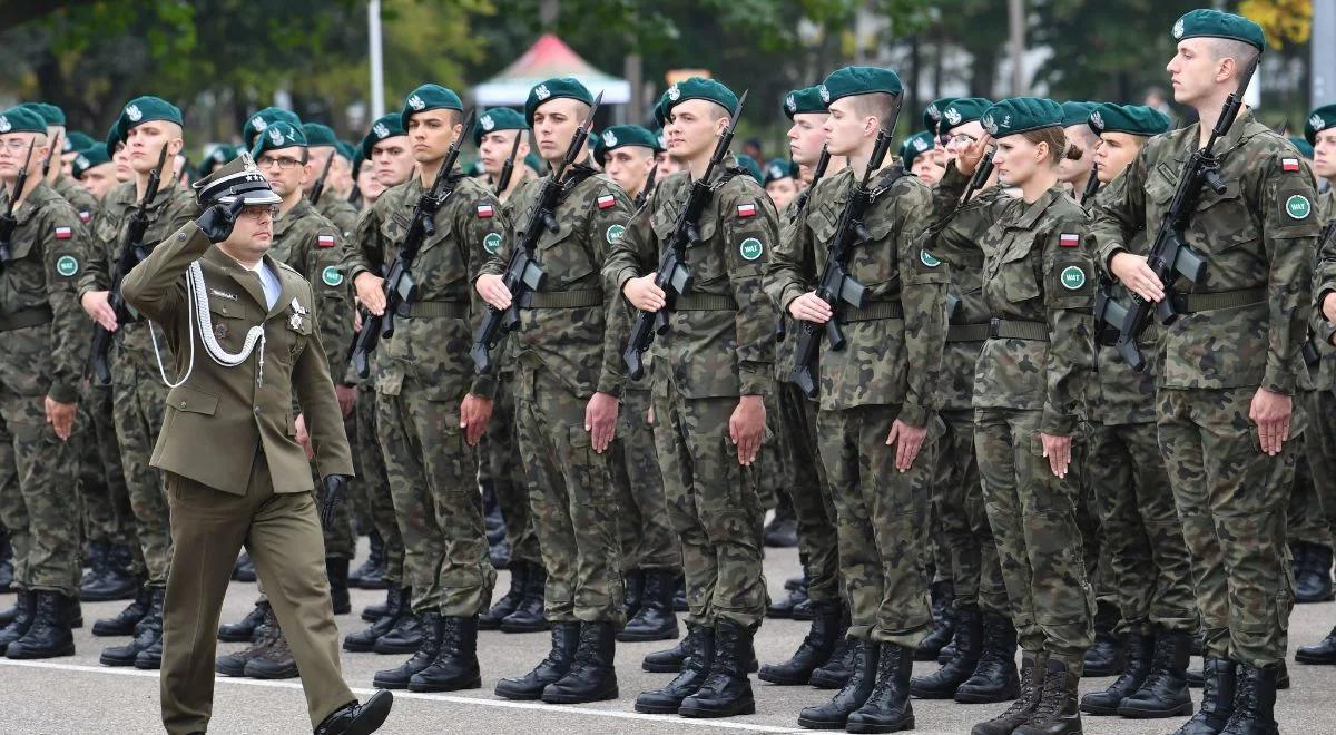 Uroczysta przysięga elewów uczelni wojskowych. "Tak wielu podchorążych jeszcze nie było"