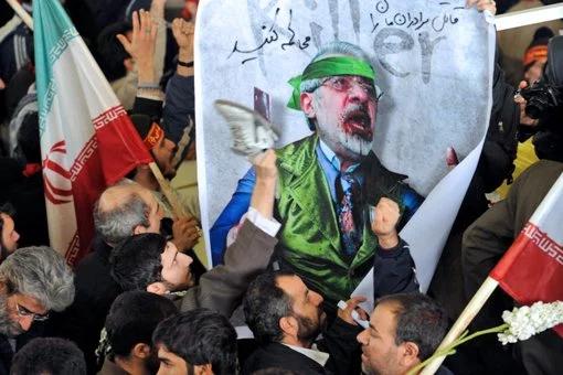 Tysiące zwolenników reżimu chcą śmierci dwóch liderów opozycji