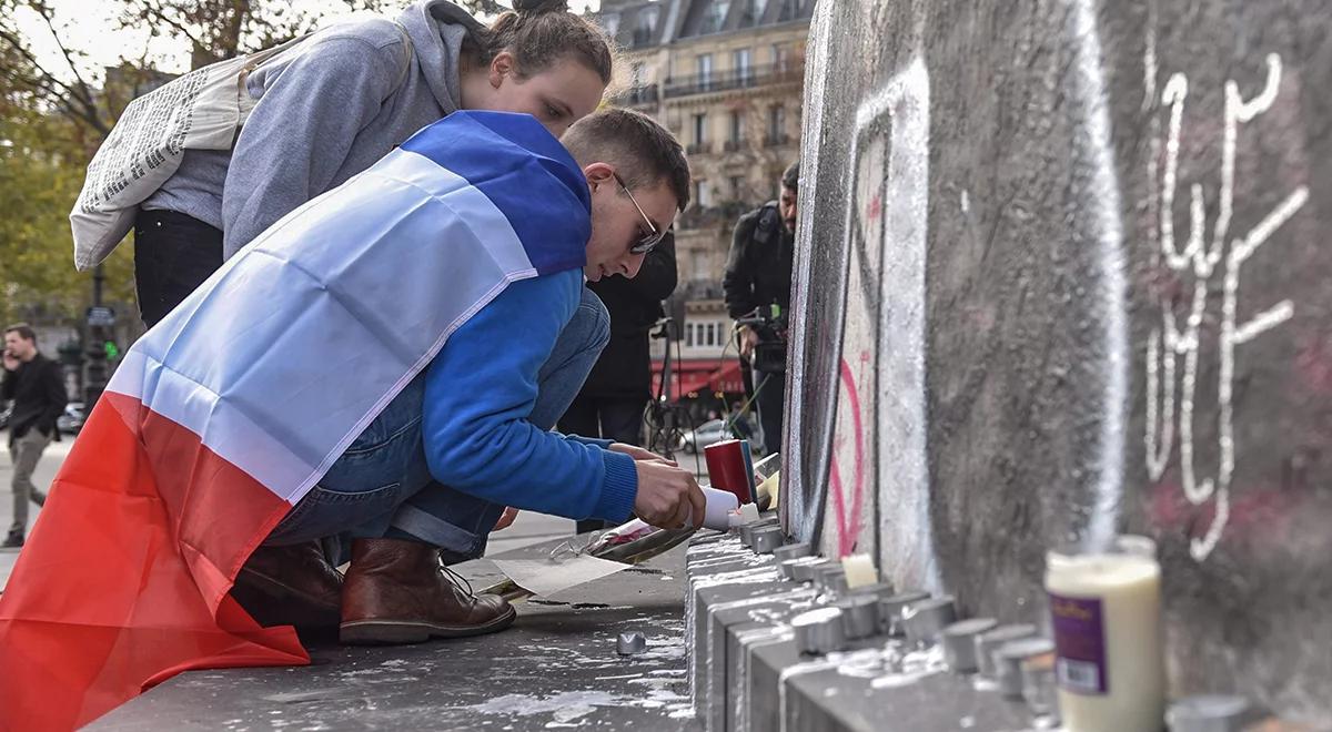 Zamachy w Paryżu. "Konieczne są bardziej zdecydowane działania militarne"