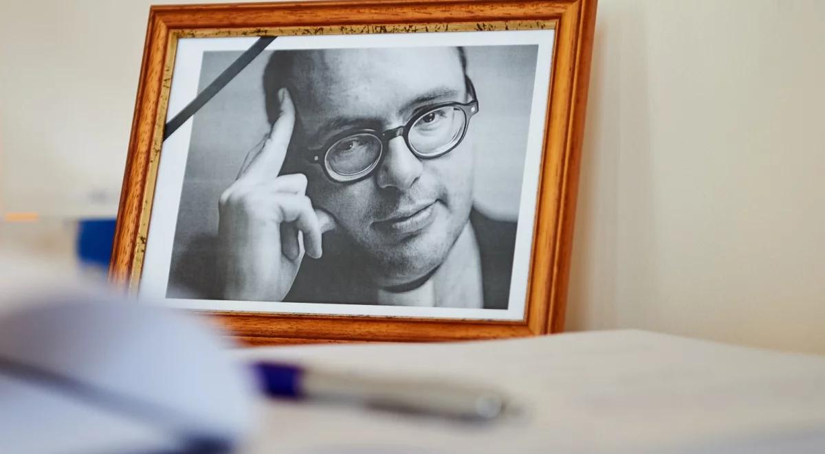 W piątek pogrzeb księdza Jana Kaczkowskiego. Wpłaty na fundację zamiast kwiatów