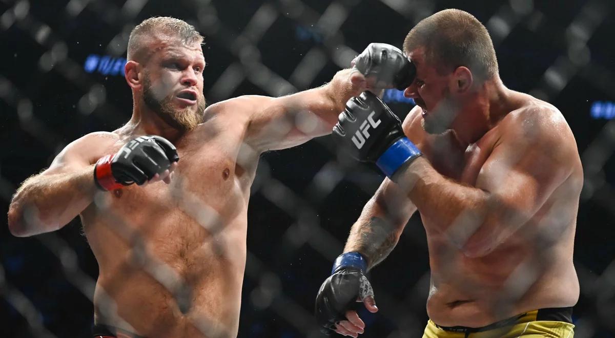 UFC. Marcin Tybura wrócił na zwycięski szlak. Polak pokonał Taia Tuivasę w pierwszej rundzie