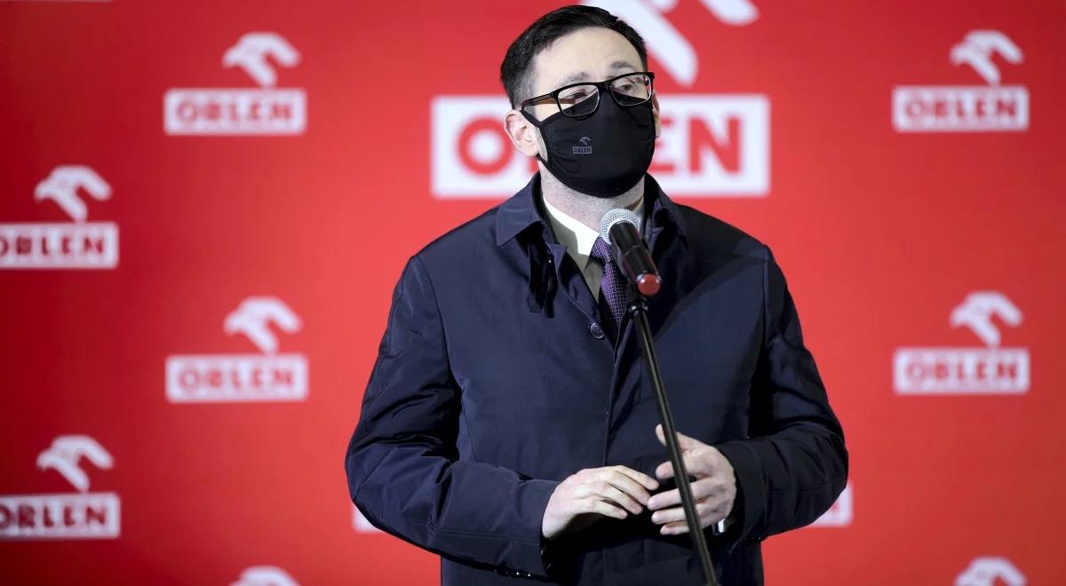 "W 5 lat Orlen zarobił 10 razy więcej niż przez 8 lat rządów PO-PSL". Obajtek odpowiada Tuskowi