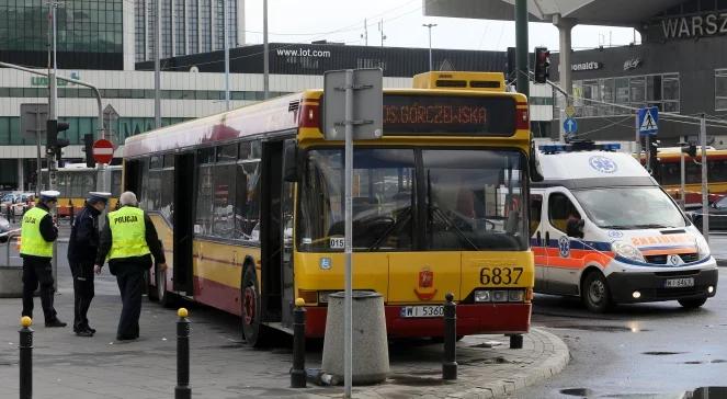 Autobus wjechał w grupę pieszych w centrum Warszawy