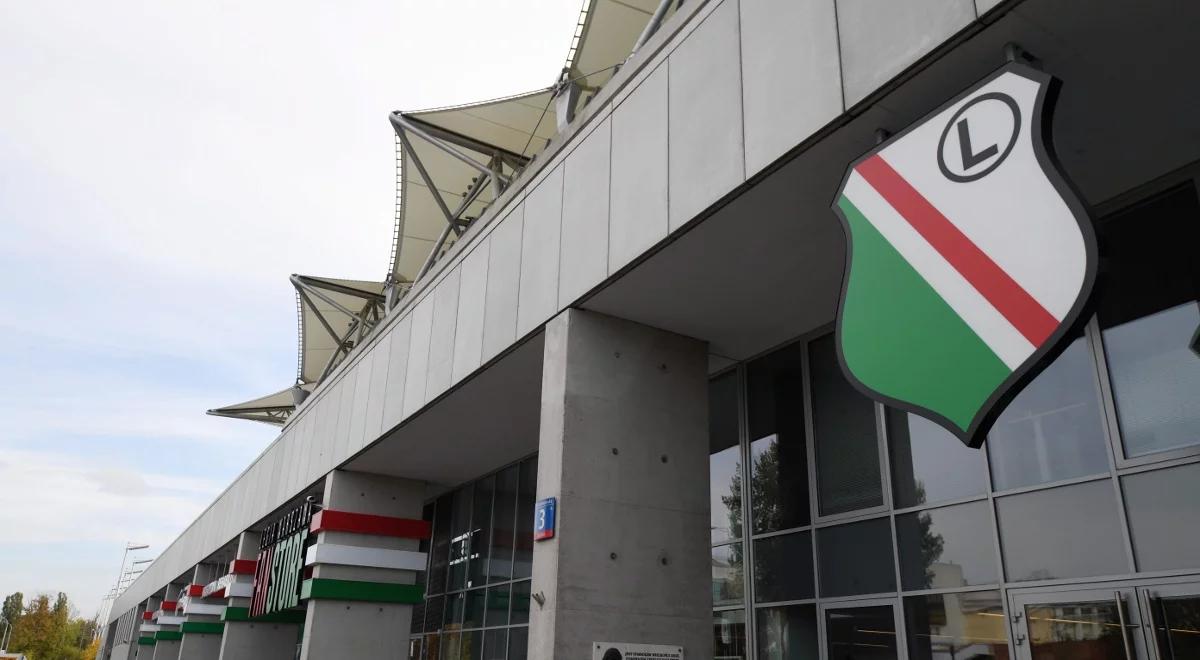 Stołeczna policja czeka na nagrania z monitoringu ws. zajść na stadionie Legii