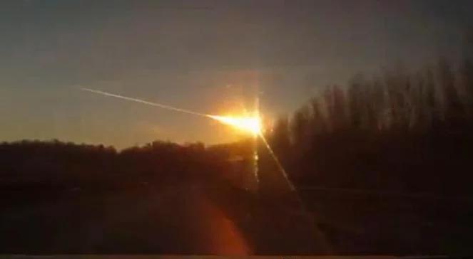 Meteoryt nad Rosją. Wszyscy szukają kosmicznych odłamków