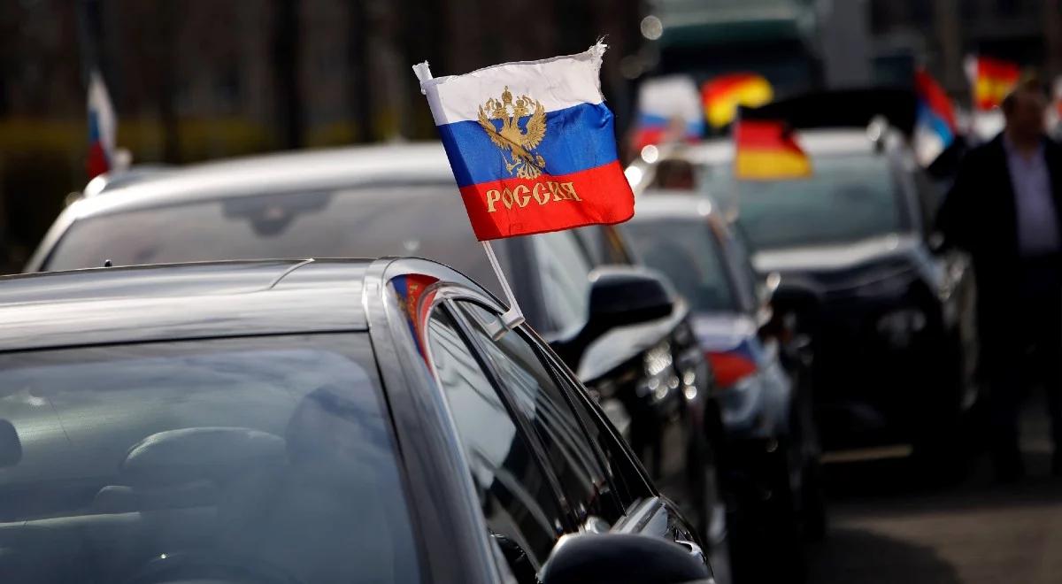 "Parada hańby" w Berlinie. Pojawiły się symbole "Z". Ambasador Ukrainy nie kryje żalu do niemieckich władz