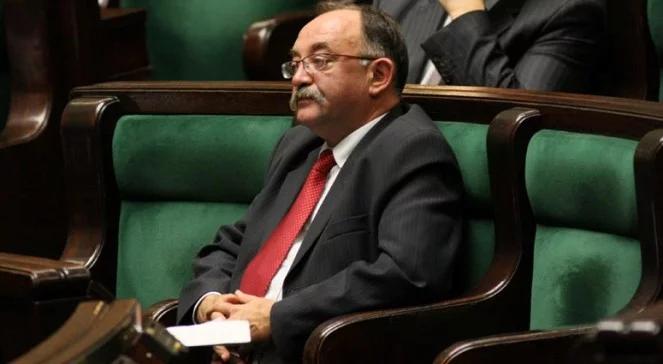 Czy bycie synem posła PO ułatwia zdobycie pracy?