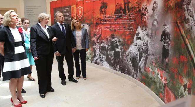 Tusk na Monte Cassino: niepodległość zawdzięczamy polskim żołnierzom 