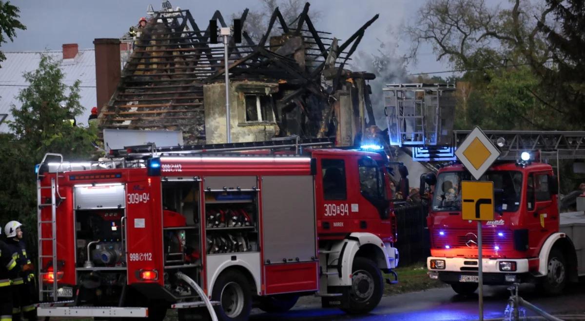 Kostrzyn nad Odrą: wybuch gazu i pożar. Z domu w ostatniej chwili uciekły matka z córką