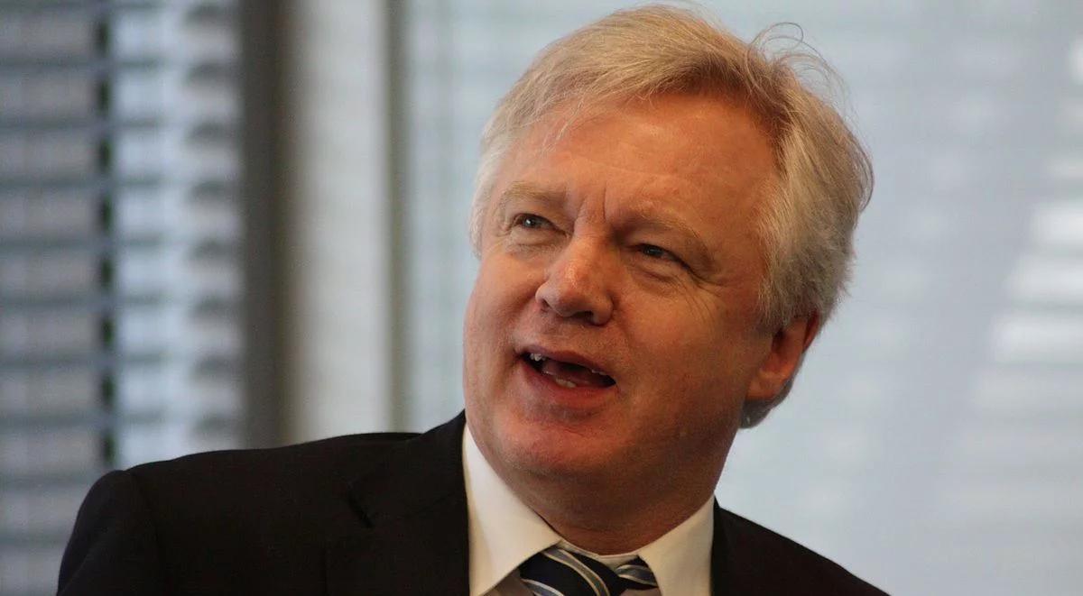 Minister ds. Brexitu: to nonsens, że wpłacimy do budżetu UE 50 mld funtów